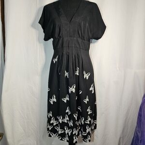 Banana Republic Silky Black w White Butterflies Butterfly Dress Knee Length sz 6